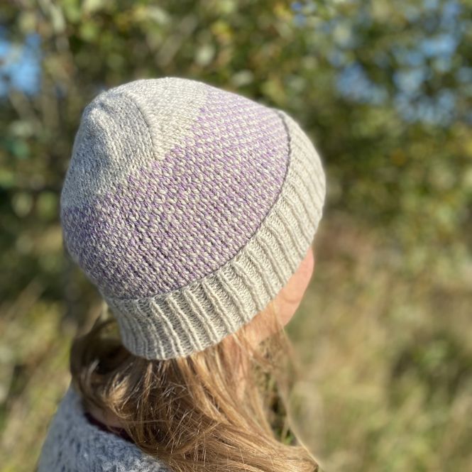 Hovedbilde Strikkepakke - Småruta lue