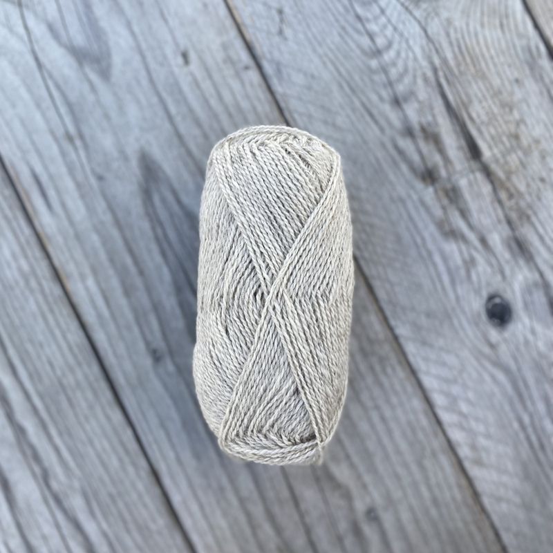 Strikkepakke - Enkel selbuvott dame